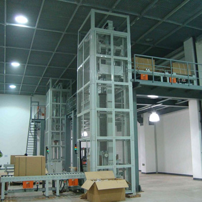 往复式垂直提升机